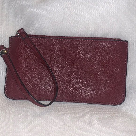 Nine West Handbags - Nine West clutch burgundy